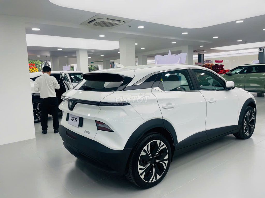 VINFAST VF6 PLUS 2025 - XE MỚI - GIAO XE TOÀN QUỐC. Mua bán Ô tô tại Thành phố Thủ Đức Tp Hồ Chí Minh được đăng bởi Uyên Mi hình 3