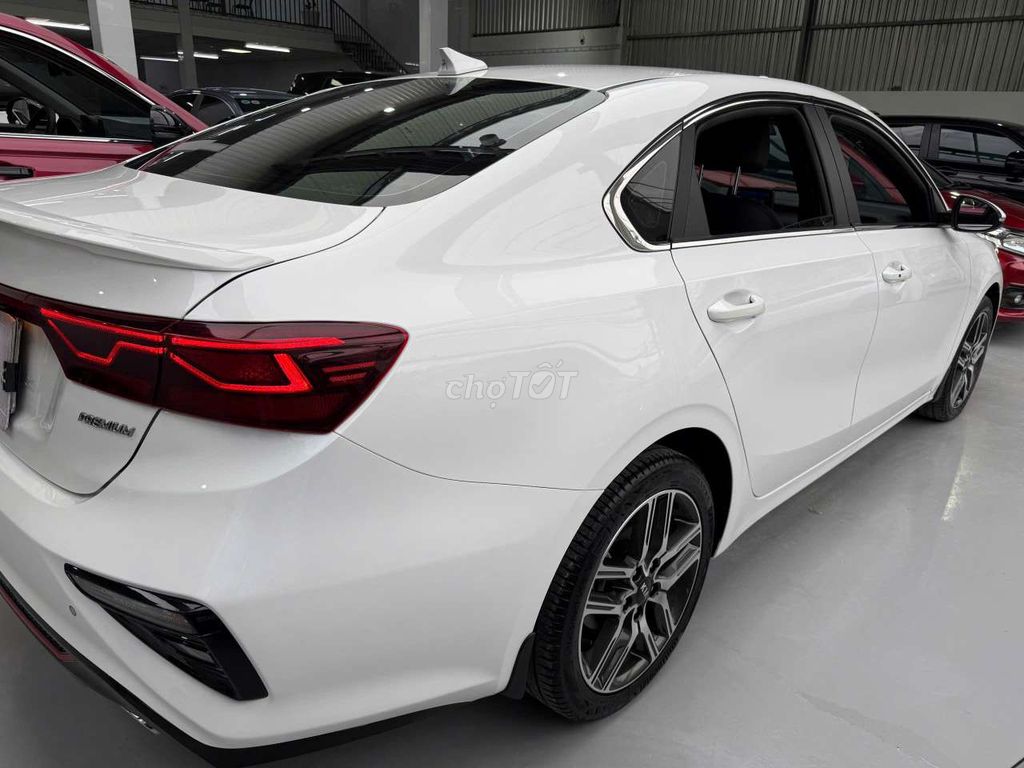 Kia cerato 2.0L - 24000 km. Mua bán Ô tô tại Thành phố Thủ Đức Tp Hồ Chí Minh được đăng bởi Ms Hiệp  hình 17