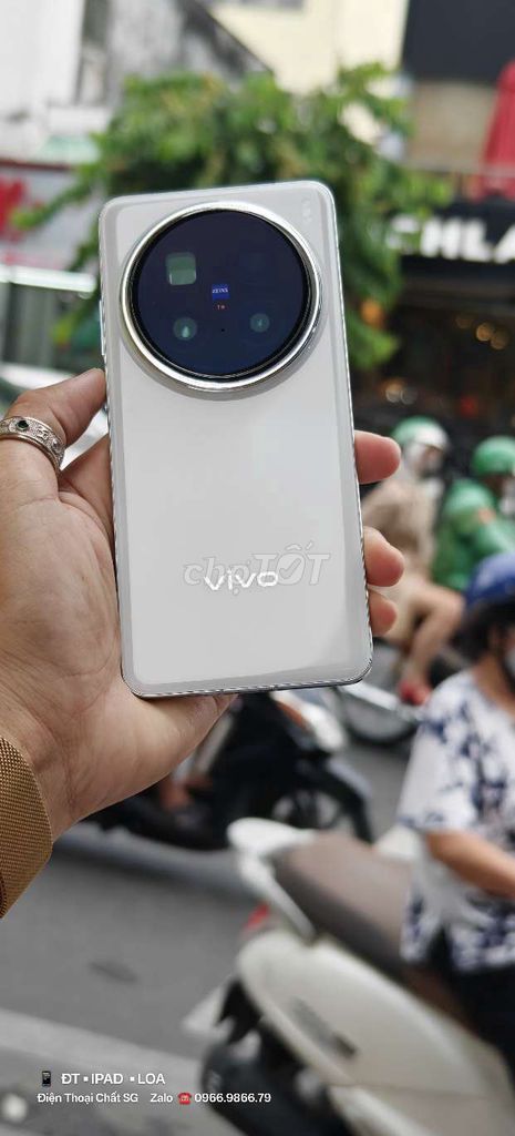 Vivo X200 Pro 12GB/256GB Bạc. Mua bán Điện thoại tại Quận Tân Bình Tp Hồ Chí Minh được đăng bởi Hùng hình 1