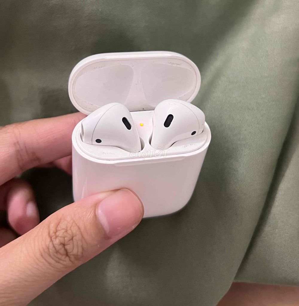 Apple Airpods 2 98%. Mua bán Tivi, Âm thanh tại Quận 1 Tp Hồ Chí Minh được đăng bởi Ngoc Phan hình 1