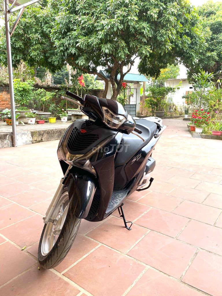 E cần bán Sh 125 chính chủ. Mua bán Xe máy tại Thành phố Phúc Yên Vĩnh Phúc được đăng bởi Đồng Viên hình 1