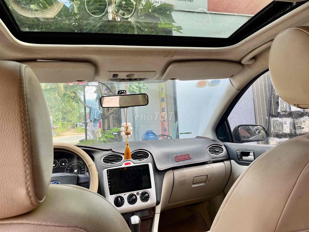 Ford Focus 2006 - 123456 km. Mua bán Ô tô tại Huyện Ba Tơ Quảng Ngãi được đăng bởi Lê Nghĩa hình 6