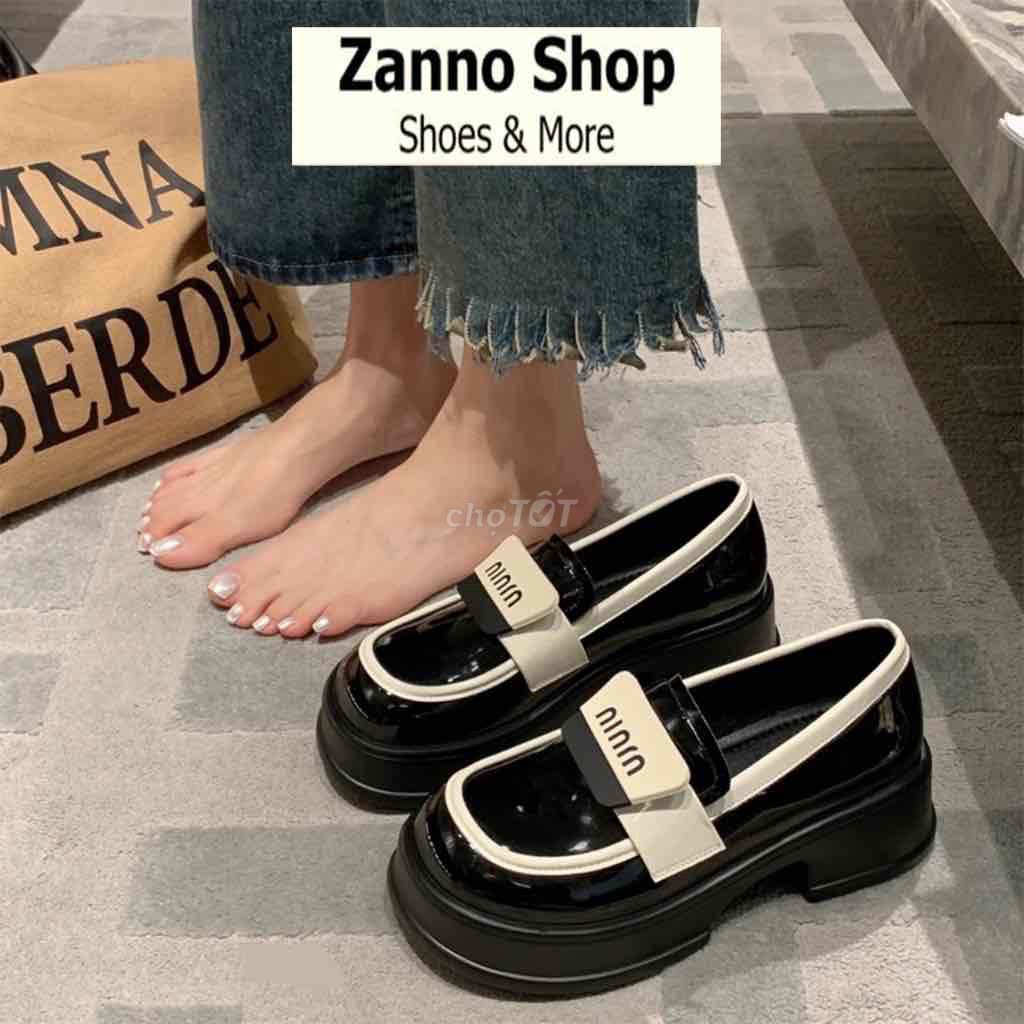 Giày lười Nữ Da bóng Đen trắng size 39 mang 1 lần. Mua bán Giày dép tại Quận 8 Tp Hồ Chí Minh được đăng bởi Ái Như hình 1