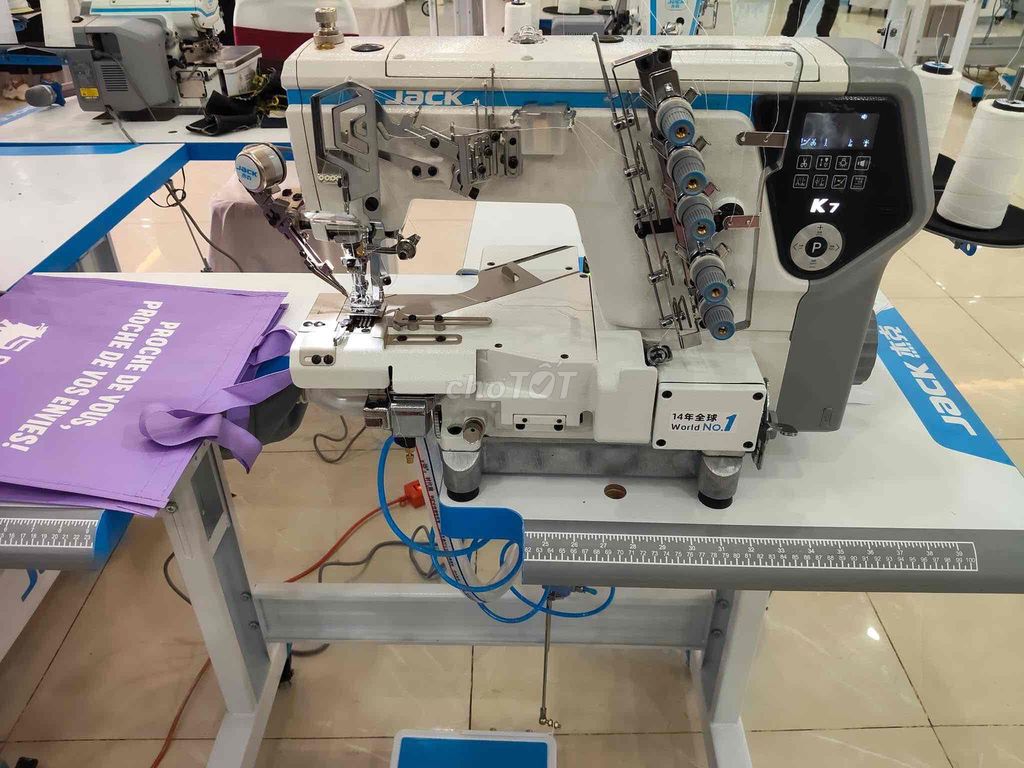 Máy may công nghiệp Jack Mới 100%. Mua bán Đồ chuyên dụng, Giống nuôi trồng tại Quận 12 Tp Hồ Chí Minh được đăng bởi Máy May Khang Nguyễn hình 1