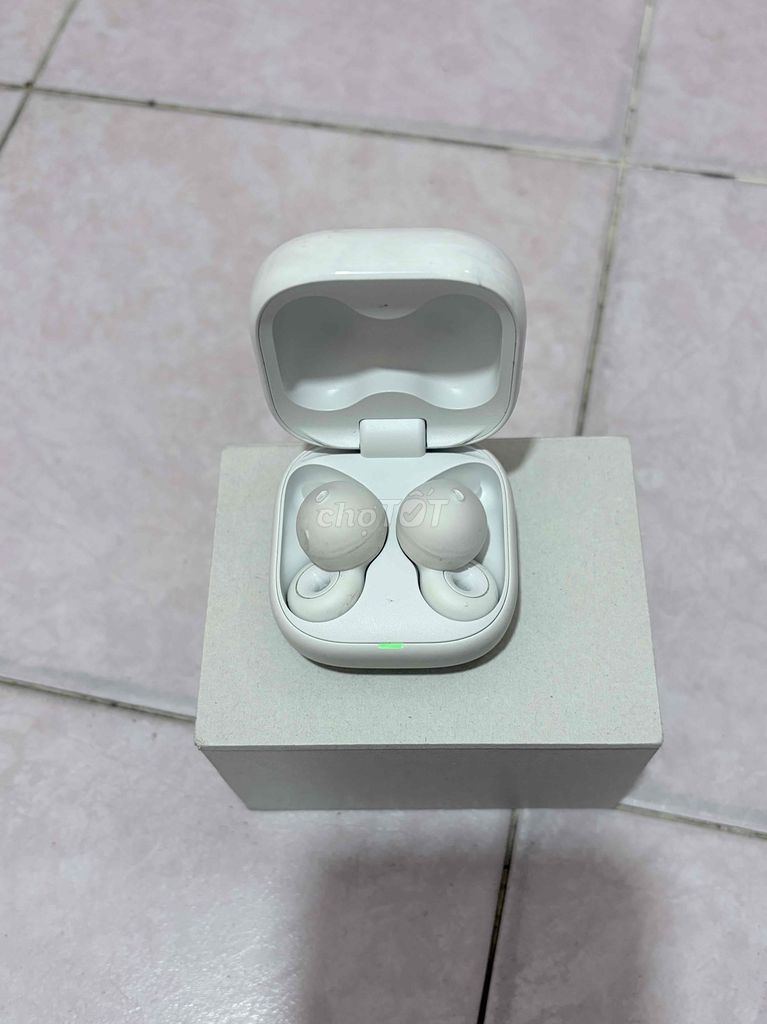 Tai nghe Sony Linkbuds Open Trắng rè một bên tai. Mua bán Tivi, Âm thanh tại Quận Phú Nhuận Tp Hồ Chí Minh được đăng bởi Duy Dương hình 1