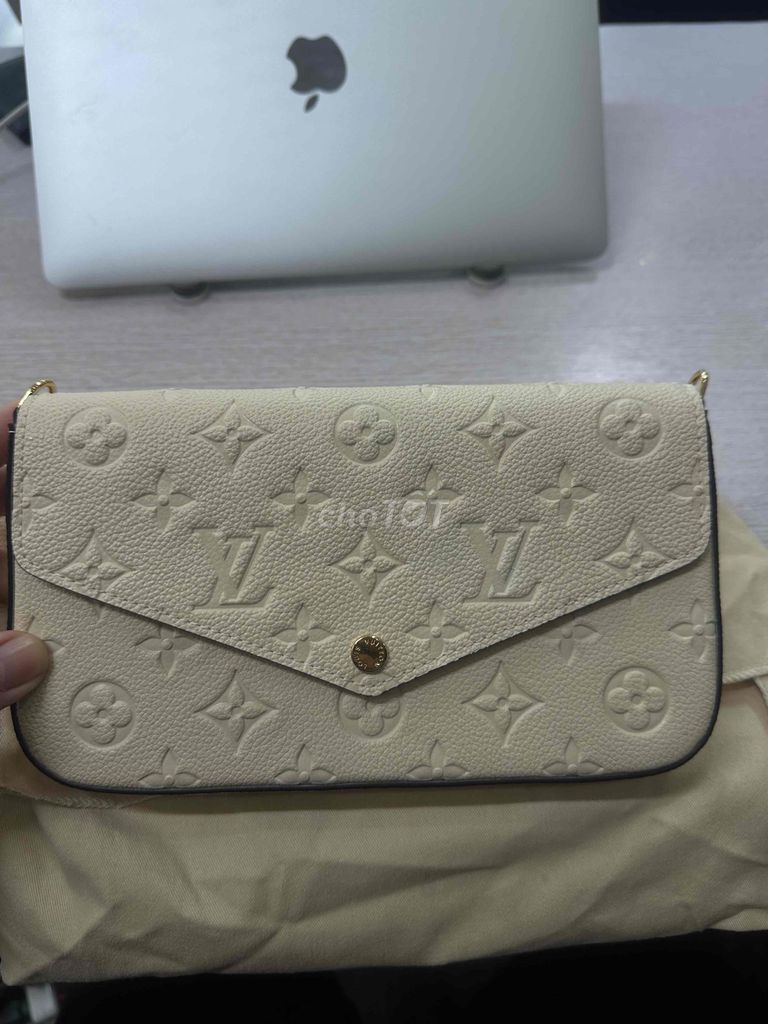 Túi xách Louis Vuitton da cao cấp màu Kem/Trắng. Mua bán Túi xách tại Quận Lê Chân Hải Phòng được đăng bởi Ngô Viết Phong hình 1