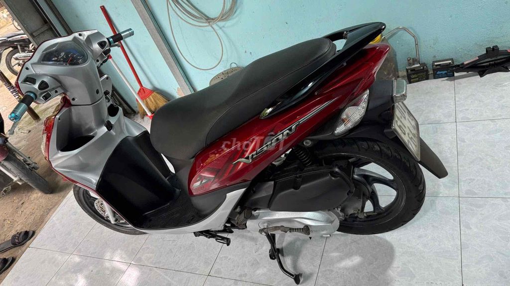 vision 213 đẹp xs zin êm bstp cho ace đi học,đilàm. Mua bán Xe máy tại Huyện Bình Chánh Tp Hồ Chí Minh được đăng bởi CH HƠN PHÁT CHUYÊN MUA BÁN XE CŨ MỚI hình 4