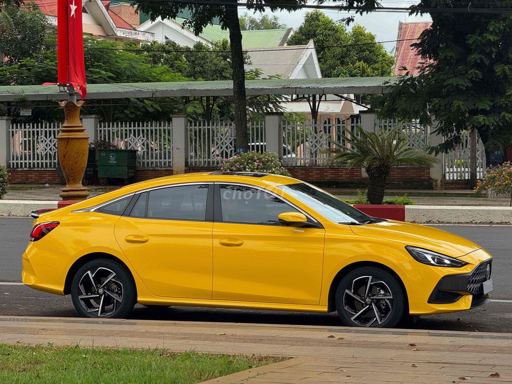 MG5 Luxury - 27000 km. Mua bán Ô tô tại Thành phố Buôn Ma Thuột Đắk Lắk được đăng bởi Bùi Việt Hoàng hình 6