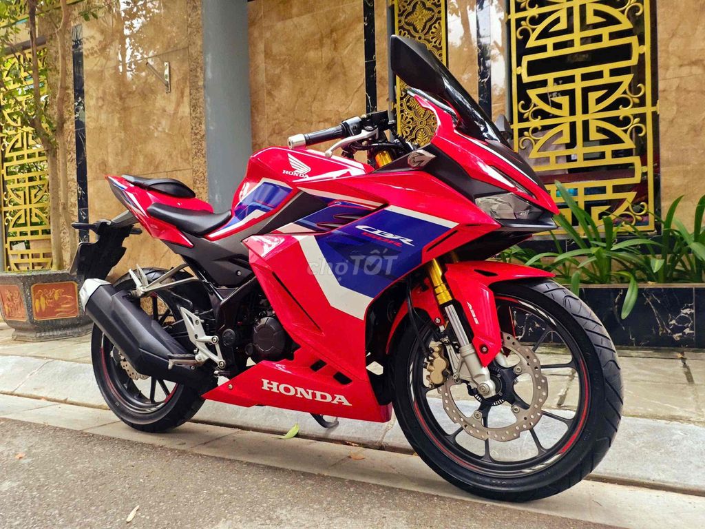 HONDA CBR 150 ABS FI cuối chót  xe lướt mới pkl. Mua bán Xe máy tại Quận Cầu Giấy Hà Nội được đăng bởi Tong motor xe may hình 1