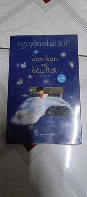 Sách thiếu nhi: Làm bạn với bầu trời. Mua bán Sách tại Quận 7 Tp Hồ Chí Minh được đăng bởi neyU