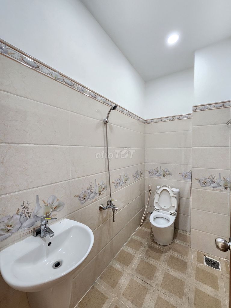 NHÀ HOÀN CÔNG MT MỸ PHƯỚC TÂN VẠN SIÊU RẺ 3,2 TỶ DTS:180M2 TIỆN Ở KD