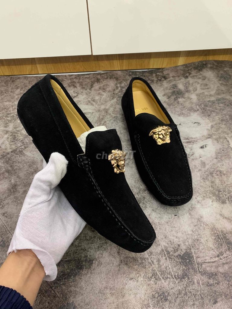 Thanh lý giày lười da lộn đen, size 41 sang xịn