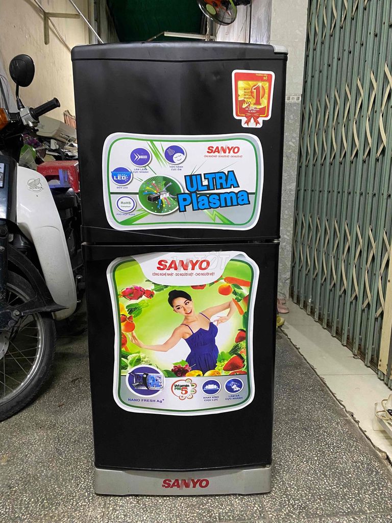 Tủ lạnh Sanyo 123L máy zin bao tốt bh 6 tháng. Mua bán Tủ lạnh tại Quận 7 Tp Hồ Chí Minh được đăng bởi Cương hình 1