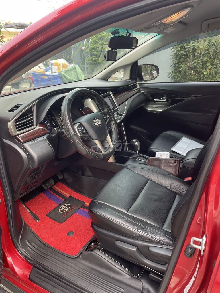 Gia đình bán Innova Ventuner sx 2018 rất mới đẹp. Mua bán Ô tô tại Quận Cầu Giấy Hà Nội được đăng bởi Nguyễn Lợi hình 10