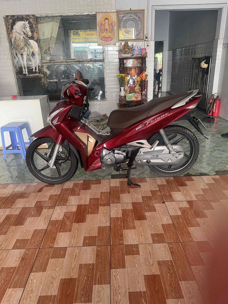 Honda Future Lead 221 Красный