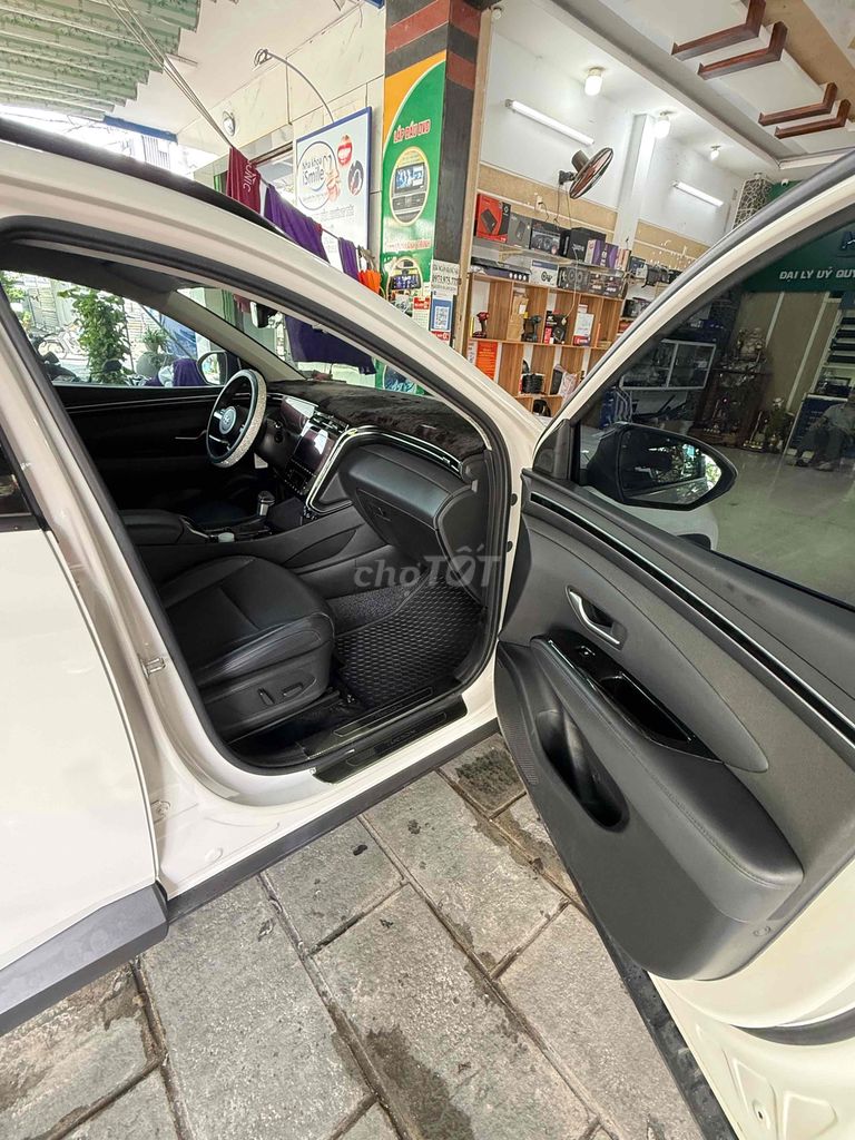 Hyundai Tucson 2023 2.0 AT Đặc biệt - 47000 km. Mua bán Ô tô tại Quận Hải Châu Đà Nẵng được đăng bởi Nguyễn xuân tùng hình 4