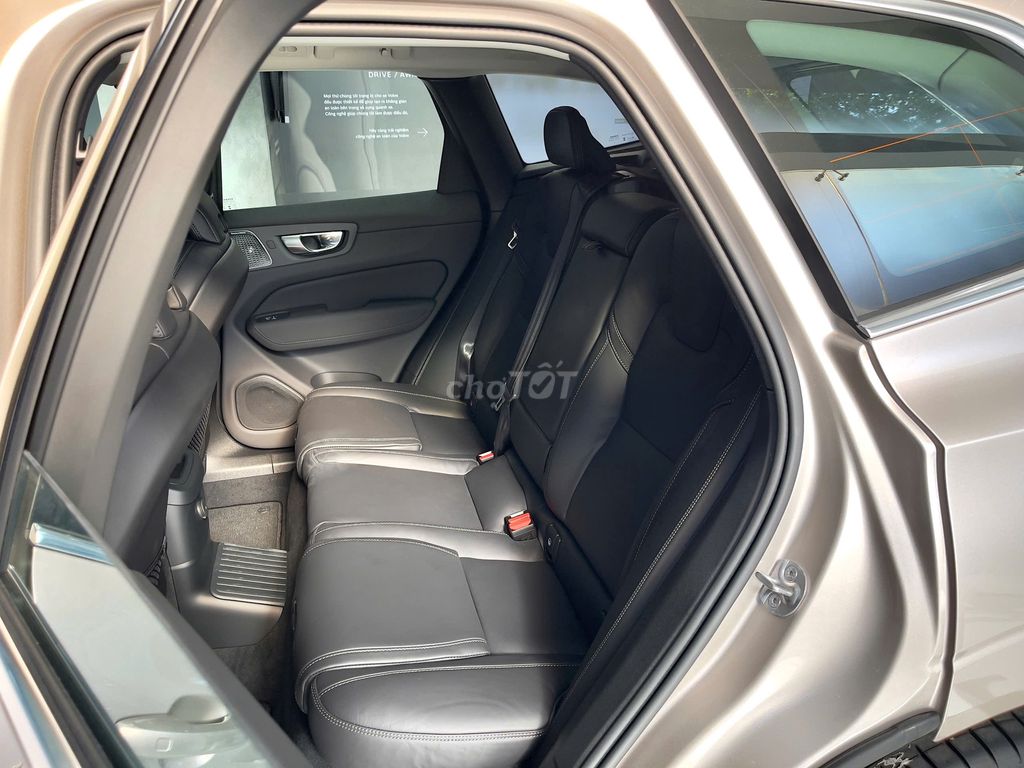 Volvo XC60 Plug-in Hybrid Ultra 2026, giao ngay. Mua bán Ô tô tại Quận 7 Tp Hồ Chí Minh được đăng bởi Volvo Car Sài Gòn hình 19
