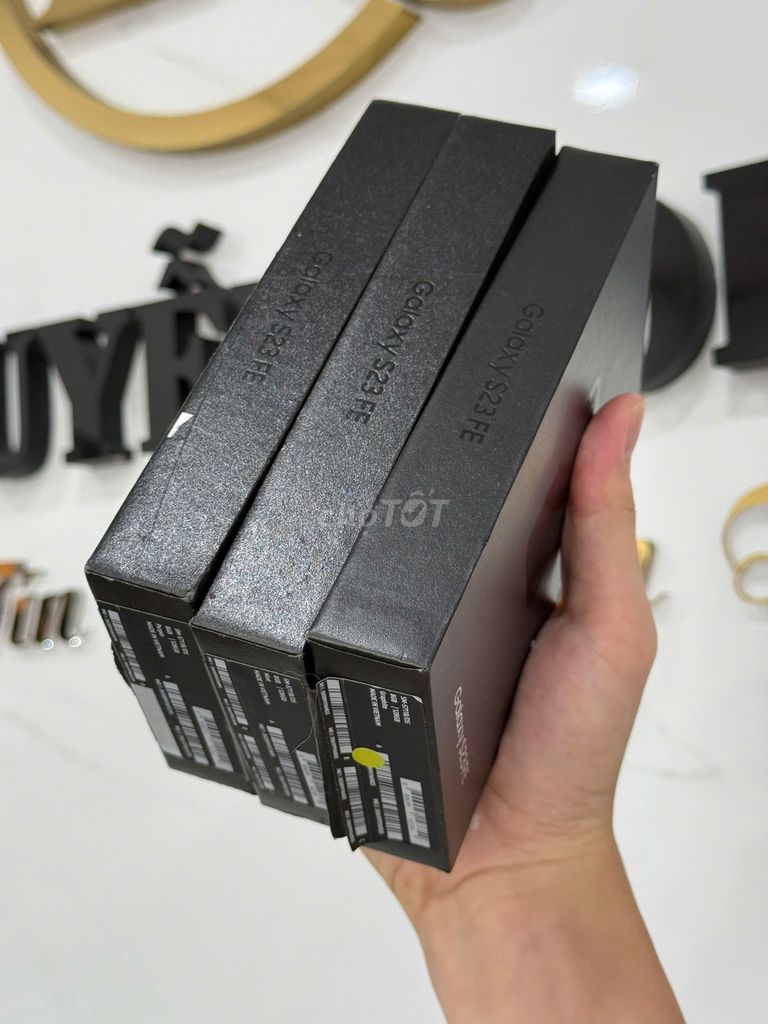 Samsung S23 FE 5G VN 8/128GB fullbox. Mua bán Điện thoại tại Quận Gò Vấp Tp Hồ Chí Minh được đăng bởi LN Mobile Gò Vấp hình 4