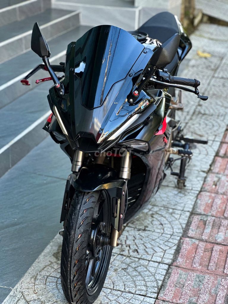 Gpx Demon GR200R mẫu mới siêu đẹp bao zin keng. Mua bán Xe máy tại Quận Thanh Khê Đà Nẵng được đăng bởi Xe Máy Đức Vũ 658 Trần Cao Vân hình 2