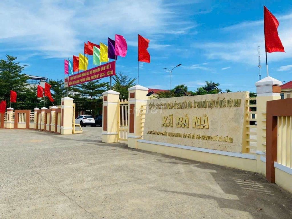 Đất thạch nham tây 100m2 đất ở toàn bộ gần ủy ban xã bà nà giá rẻ