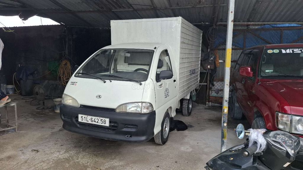 DAI HAT SU TẢI THÙNG KÍN 800KG ĐỜI 2006.. Mua bán Xe tải, xe ben tại Quận Bình Tân Tp Hồ Chí Minh được đăng bởi Văn Trí hình 1