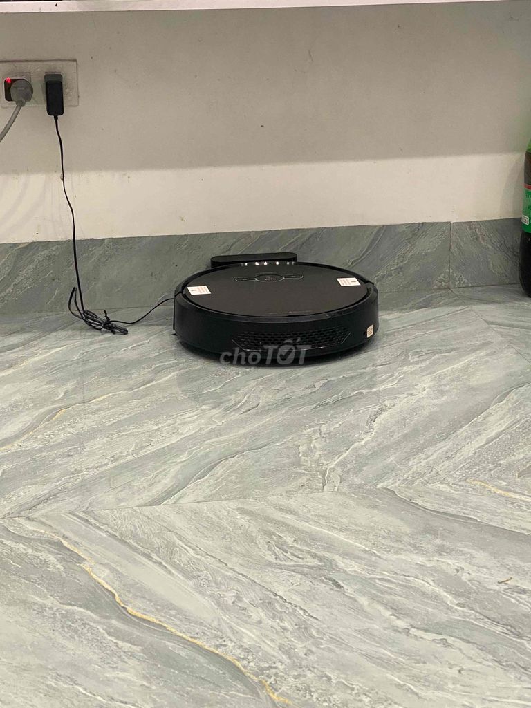 Robot hút bụi màu Đen. Mua bán Thiết bị vệ sinh, nhà tắm tại Quận Lê Chân Hải Phòng được đăng bởi Cũ người mới ta hình 1