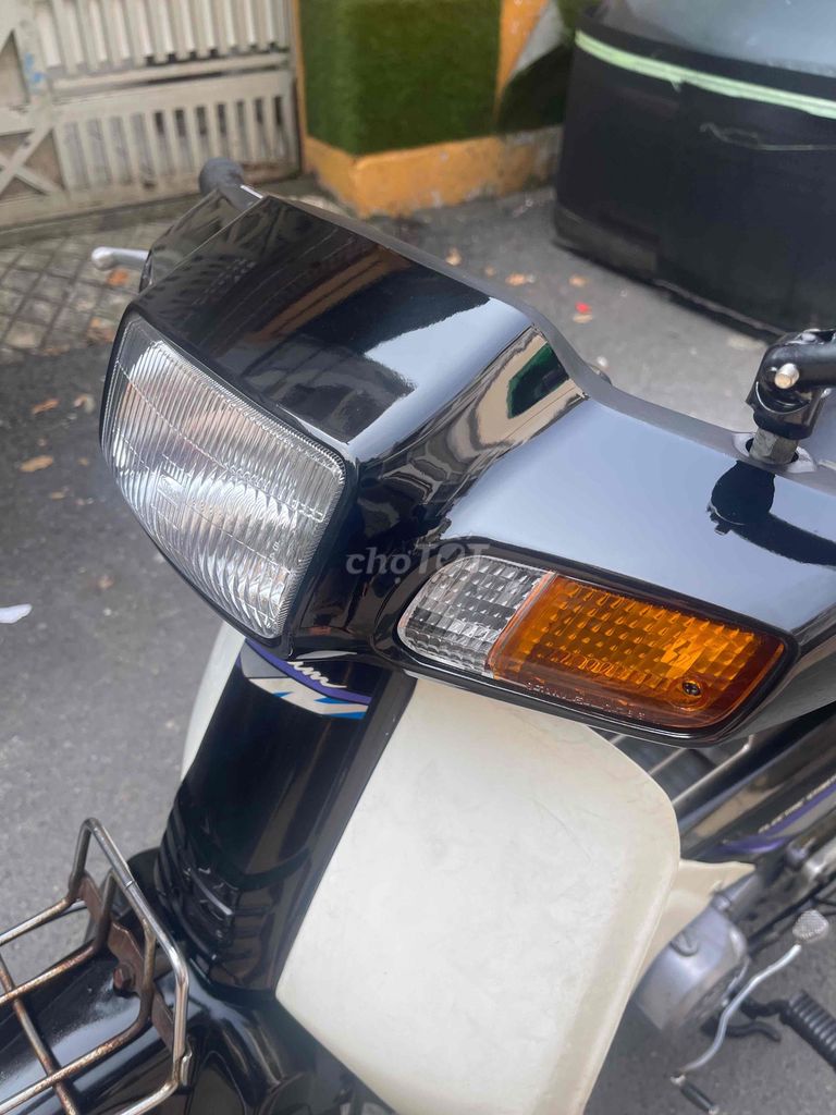 Honda Dream lùm 1994 bstp chạy ngon lành. Mua bán Xe máy tại Quận Gò Vấp Tp Hồ Chí Minh được đăng bởi Nam Nguyễn hình 12