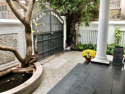 Bán Biệt Thự Ngay Đường Nguyễn Cảnh Dị, P4, Q.TB.DT 12,6x17,2m, 3 tầng. Mua bán nhà ở tại Quận Tân Bình Tp Hồ Chí Minh được đăng bởi Hân Nhà Đất