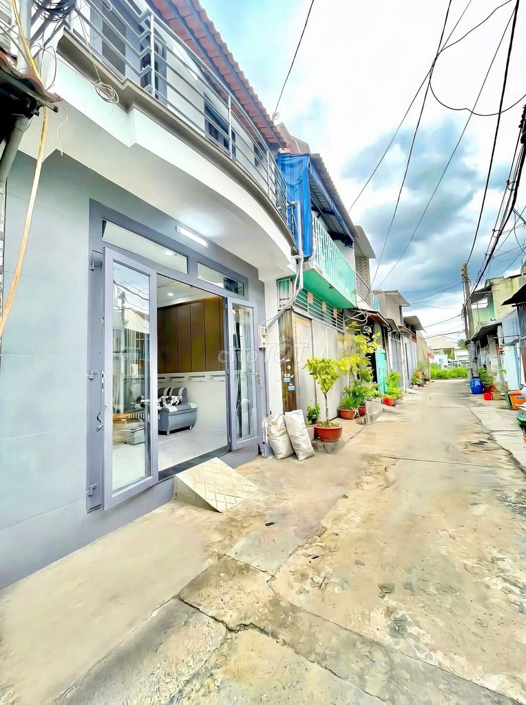 Nhà 4x10m giá 1tỷ820tr còn TL mạnh ở Lê Văn Khương Quận 12