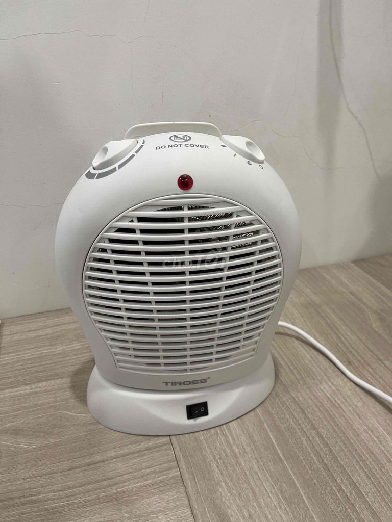 Máy sưởi Tiross TS944 Trắng Mới 100%. Mua bán Quạt tại Thành phố Huế Thừa Thiên Huế được đăng bởi Phùng Đình Nguyên hình 1