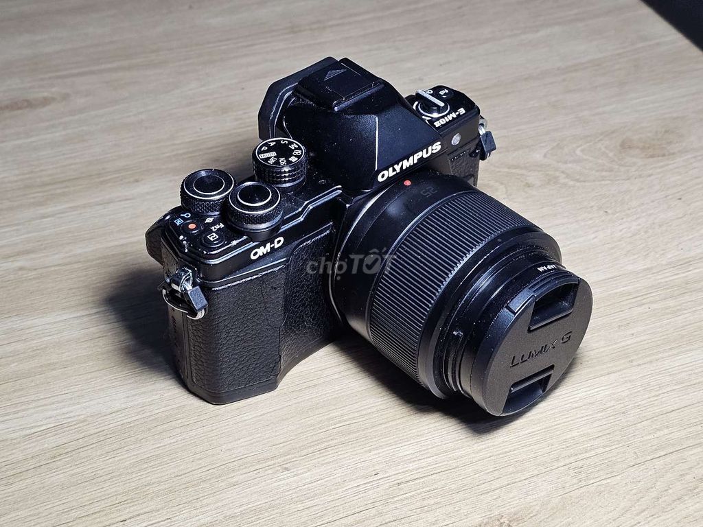 Máy ảnh Olympus EM10-II Đen. Mua bán Máy ảnh, Máy quay tại Quận Cẩm Lệ Đà Nẵng được đăng bởi binh hình 1