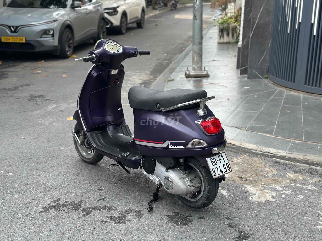 Пьяджо Веспа LX125 3 года 2015 Фиолетовый