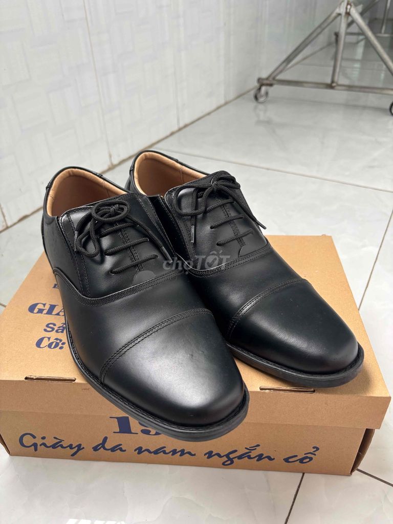 Giày da nam Công ty 19-5 size 41. Mua bán Giày dép tại Thành phố Cao Lãnh Đồng Tháp được đăng bởi Quang Duy hình 1