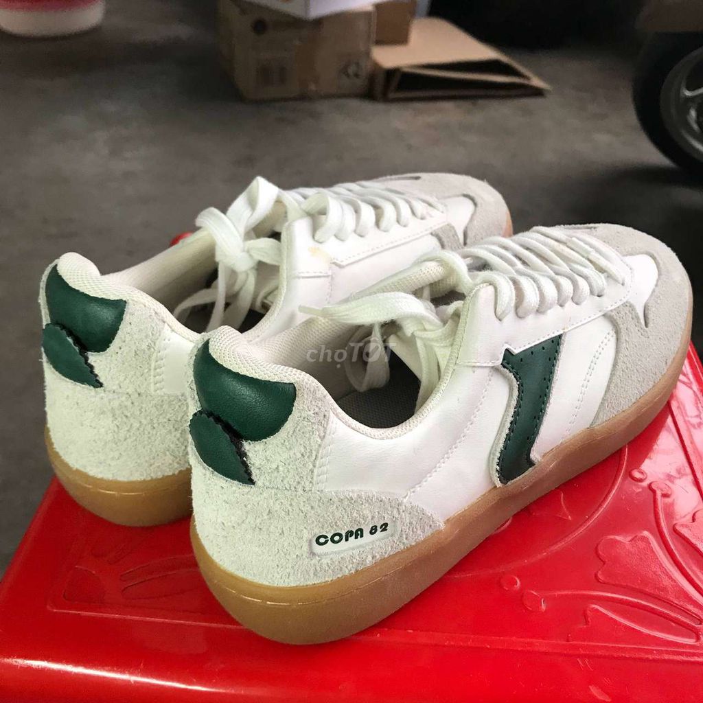 Giày thể thao Pull & Bear Trắng Xanh size 38. Mua bán Giày dép tại Quận Dương Kinh Hải Phòng được đăng bởi Vũ Phong hình 1