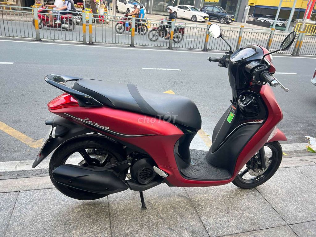 Janus khóa smartkey 2022 mới 90% Bstp chính chủ. Mua bán Xe máy tại Quận Tân Phú Tp Hồ Chí Minh được đăng bởi Tuanduy hình 3