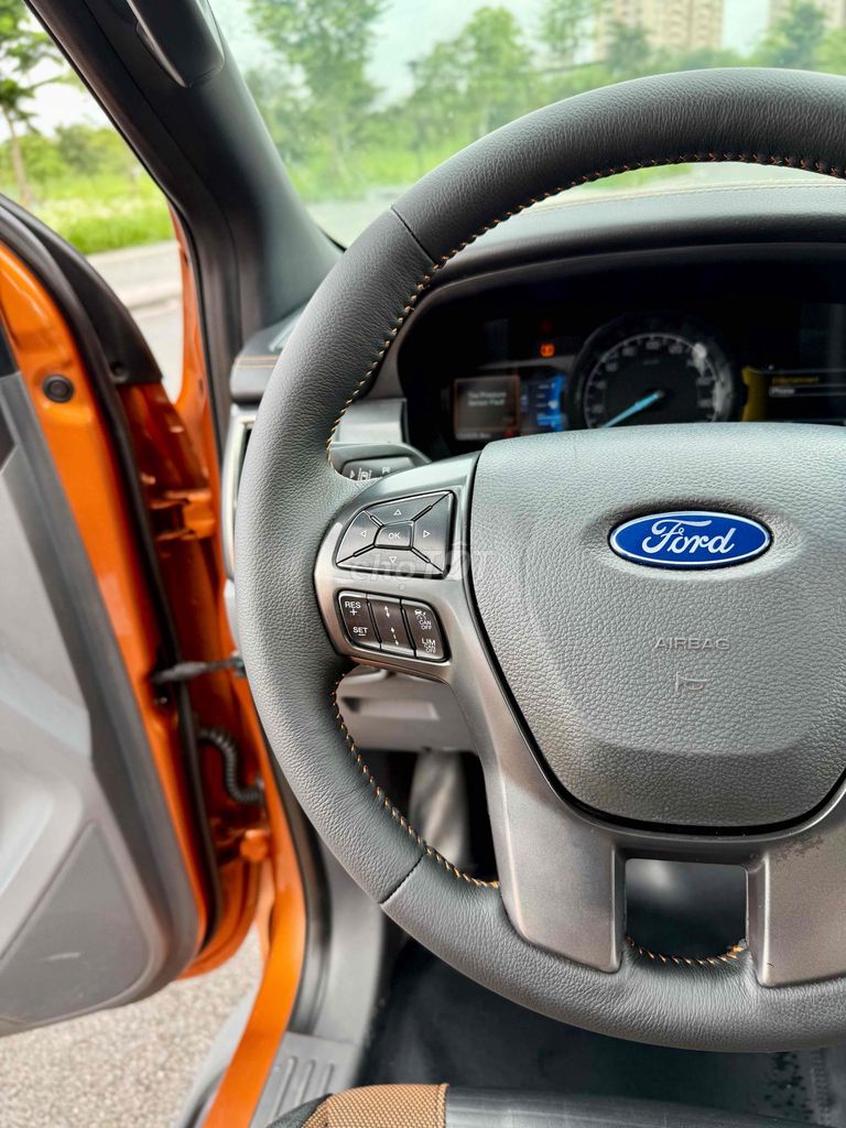 Ford Ranger  Wildtrak 3.2 4x4 AT 2016. Mua bán Ô tô tại Quận Long Biên Hà Nội được đăng bởi Tạ Dũng hình 15