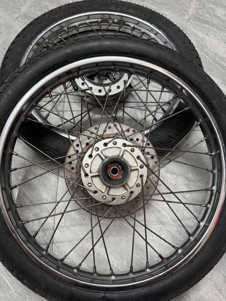 cặp bánh rin future 1 date 99 trùng mã J-V. Mua bán Phụ tùng xe tại Quận Bình Thạnh Tp Hồ Chí Minh được đăng bởi ET  hình 6