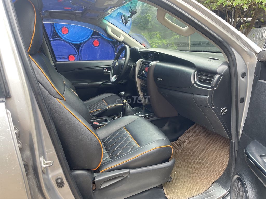 Toyota Fortuner 2017 2.4G 4x2 MT - 109000 km. Mua bán Ô tô tại Quận Bình Tân Tp Hồ Chí Minh được đăng bởi Nhật Anh hình 4