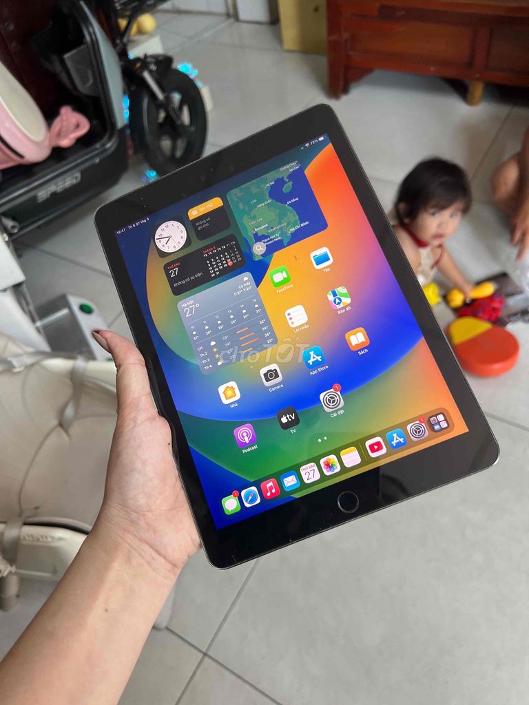 Apple iPad Pro 9.7 32GB Xám. Mua bán Máy tính bảng tại Quận 6 Tp Hồ Chí Minh được đăng bởi Cẩm Tiên hình 1