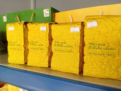 Trà Thái nguyên 200gr, bao bì vàng. Mua bán Đồ ăn, thực phẩm và các loại khác tại Huyện Vĩnh Tường Vĩnh Phúc được đăng bởi HOÀNG HƯỜNG