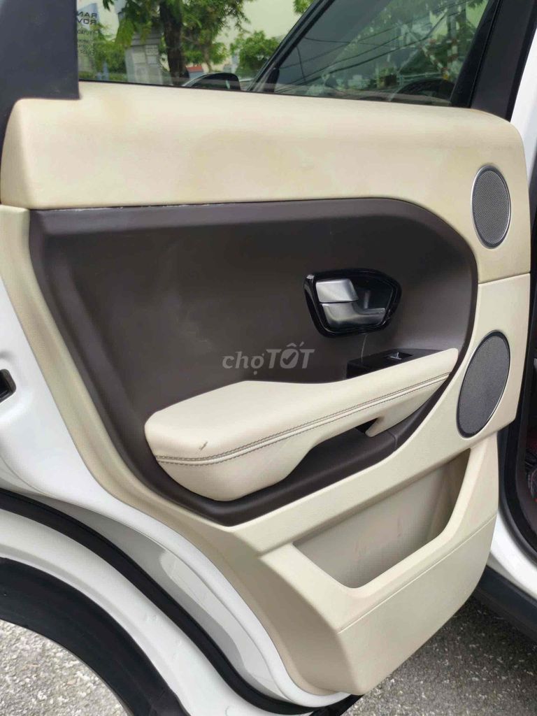 Range Rover Evoque 2014 Dynamic - 100000. Mua bán Ô tô tại Quận 7 Tp Hồ Chí Minh được đăng bởi Cầm Đồ Q7 hình 11