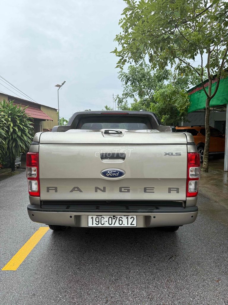 Ford Ranger 2015 XLS 2.2L 4x2 AT - 14231 km. Mua bán Ô tô tại Huyện Ba Vì Hà Nội được đăng bởi Phùng Văn Phúc hình 2