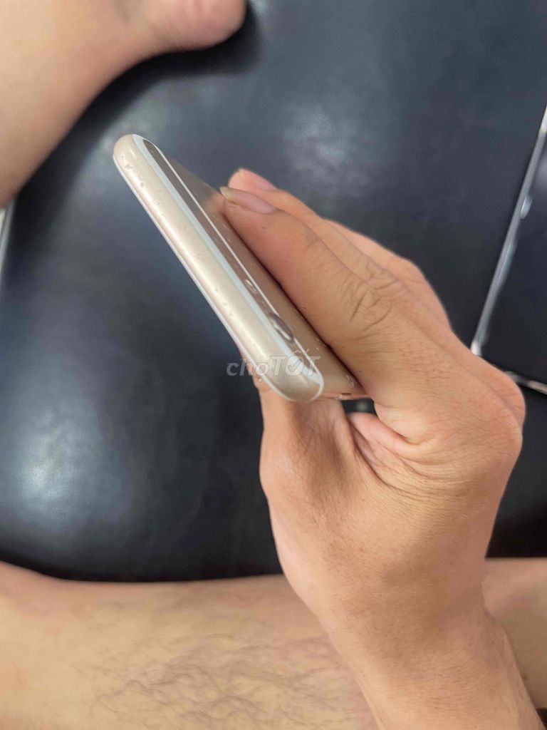 Apple iPhone 6s 16GB Vàng. Mua bán Điện thoại tại Huyện Hòa Vang Đà Nẵng được đăng bởi Huỳnh đực hình 1