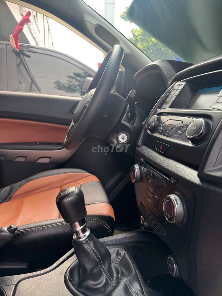 FORD RANGER 2019 SỐ SÀN_1 CHỦ TRANG PHỤ KIỆN NHIỀU. Mua bán Ô tô tại Quận Tân Phú Tp Hồ Chí Minh được đăng bởi Trần Thành hình 4