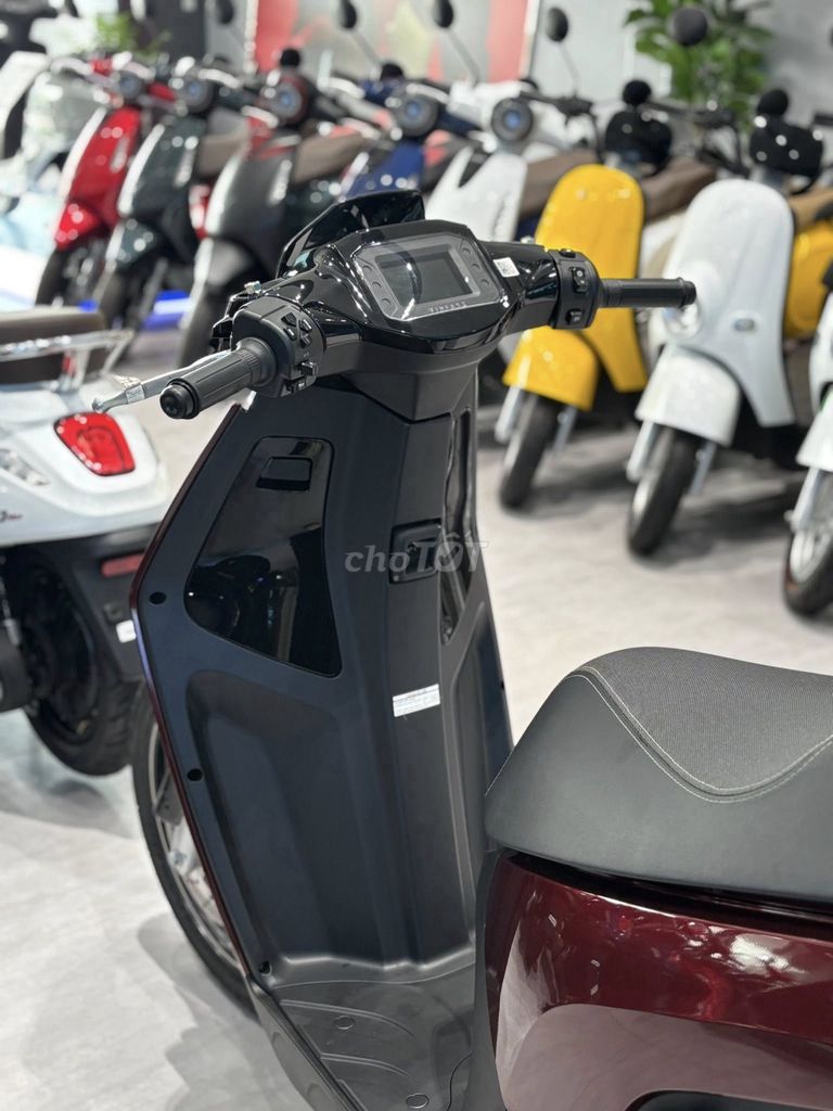 VINFAST THEON S - XE MÁY ĐIỆN CAO CẤP HẠNG SANG. Mua bán Xe điện tại Quận 3 Tp Hồ Chí Minh được đăng bởi VinFast Giải Pháp Việt hình 2
