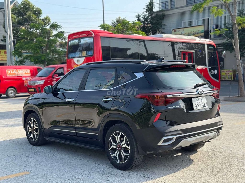 Kia Seltos 2021 premium bản 1.4 Turbo siêu đẹp. Mua bán Ô tô tại Thành phố Biên Hòa Đồng Nai được đăng bởi Đặng Lê Nhựt Trường hình 5