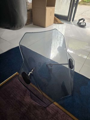 Kính chắn gió Yamaha xe máy nhựa trong suốt. Mua bán Phụ tùng xe tại Quận Liên Chiểu Đà Nẵng được đăng bởi Thành Huy