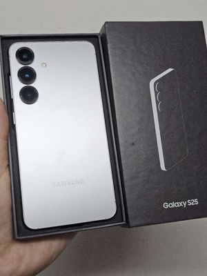 S25 12/128GB Xám Titan bản Mỹ hai sim đẹp keng. Mua bán Điện thoại tại Quận 6 Tp Hồ Chí Minh được đăng bởi Nguyễn Quân