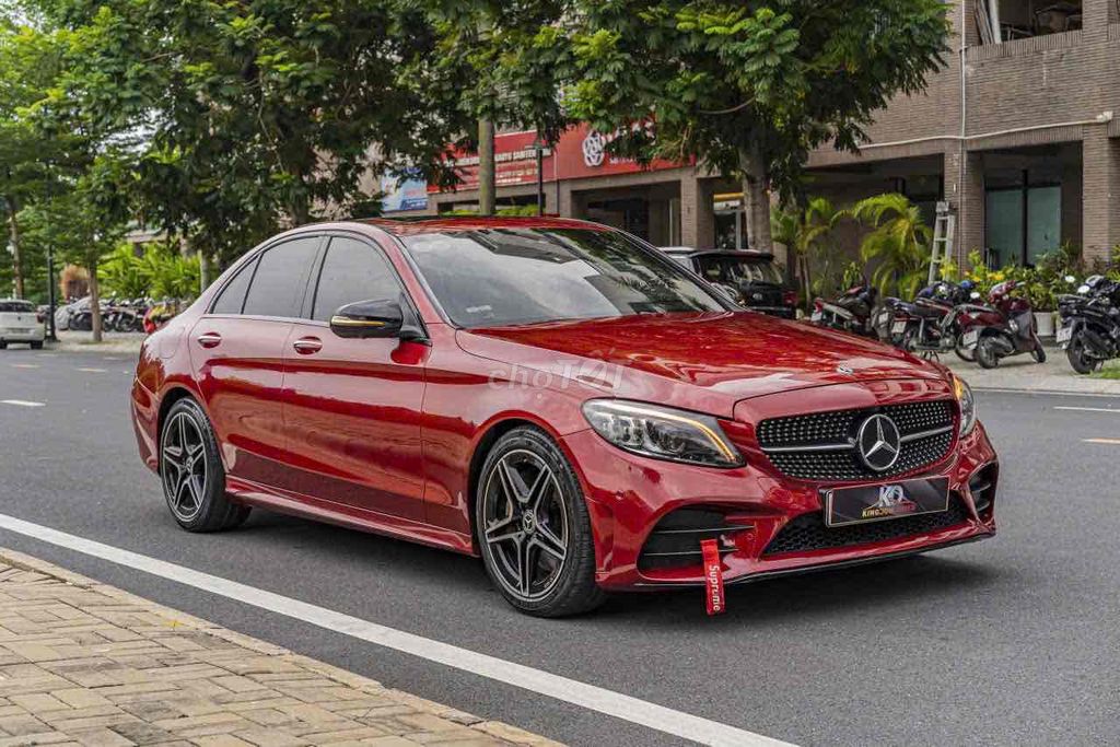 C300_AMG model 2020 màu đỏ cá nhân đẹp xuất sắc. Mua bán Ô tô tại Quận 7 Tp Hồ Chí Minh được đăng bởi Dương Phương hình 7