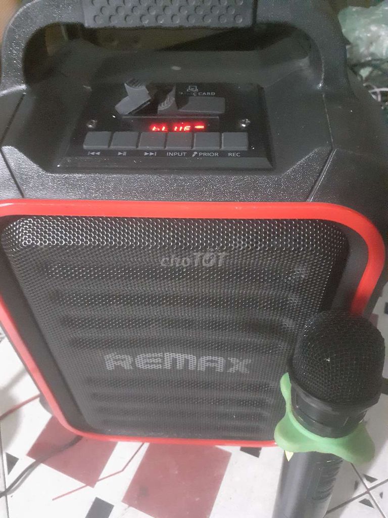 Loa kéo Remax Bluetooth Đen Bass mạnh mẽ. Mua bán Tivi, Âm thanh tại Quận Tân Bình Tp Hồ Chí Minh được đăng bởi Nguyễn đình vương  hình 1